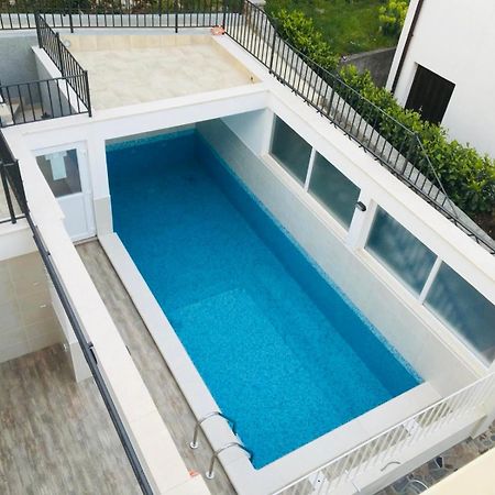 Apartments Lavanda 1 ニヴィーチェ エクステリア 写真