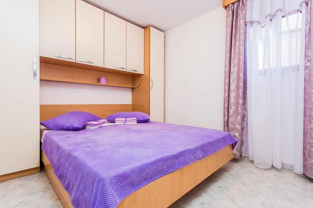 Apartments Lavanda 1 ニヴィーチェ エクステリア 写真